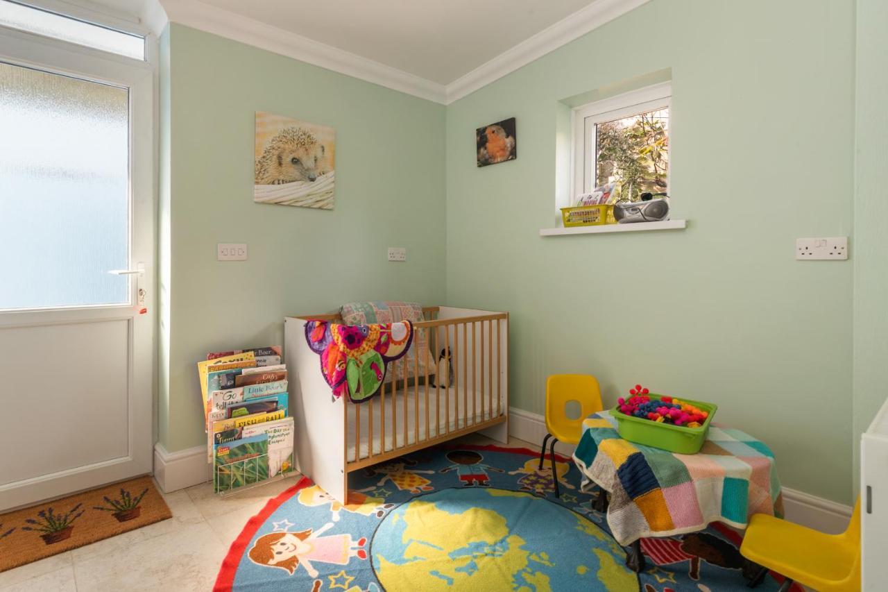 Sunningdale - Beach Side Cottage, Sea Views, Parking Saundersfoot Eksteriør billede